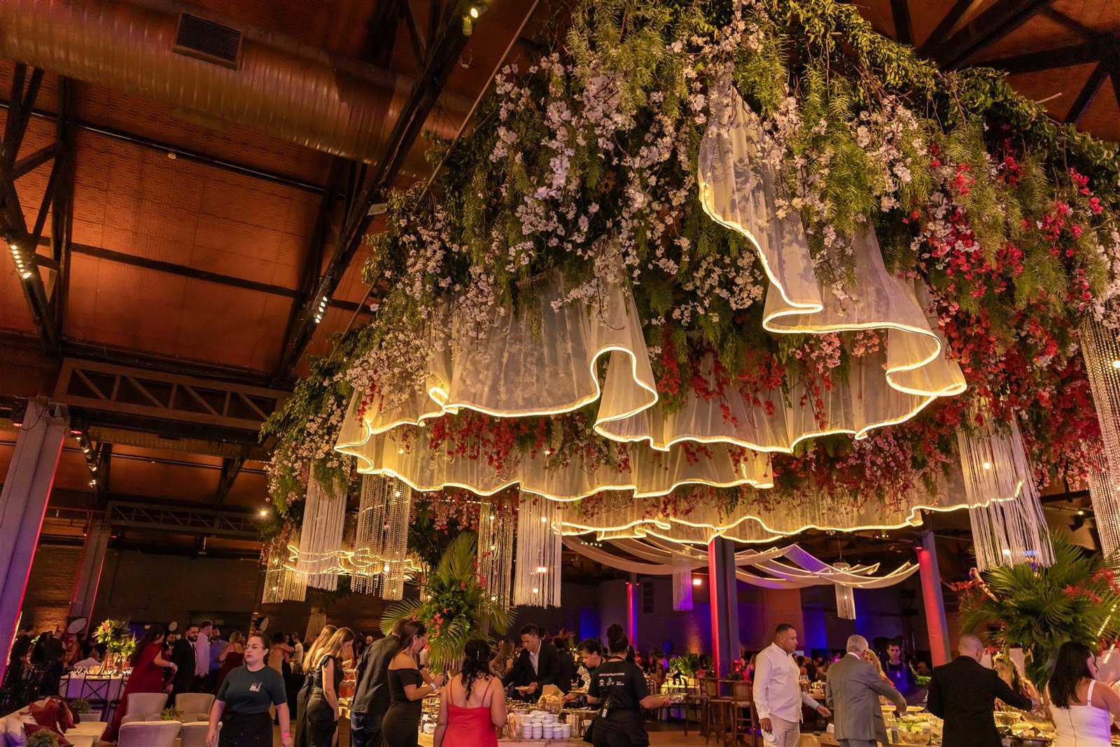 Decoração de jantar de gala de formatura - Pixi Formaturas